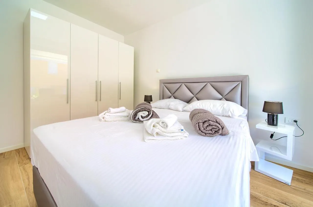 Villa Sabic By The Sea Krk Town Appartement
